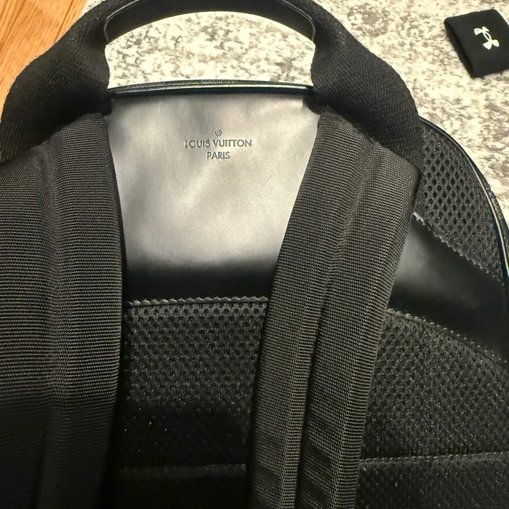 Louis Vuitton Micheal Damier Graphite Backpack 100% authentic - Picture 4 of 11